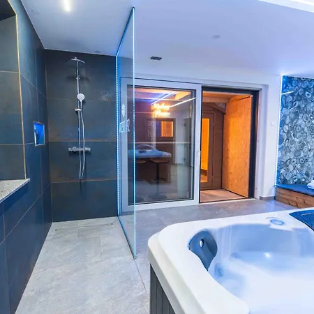 Apartmán New App With Jacuzi, Sauna & Ev Charging 11kw *