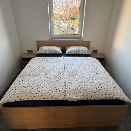 Apartmán New App With Jacuzi, Sauna & Ev Charging 11kw