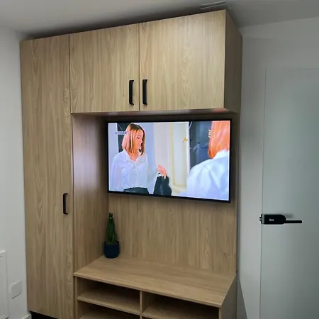 New App With Jacuzi, Sauna & Ev Charging 11kw Kranj