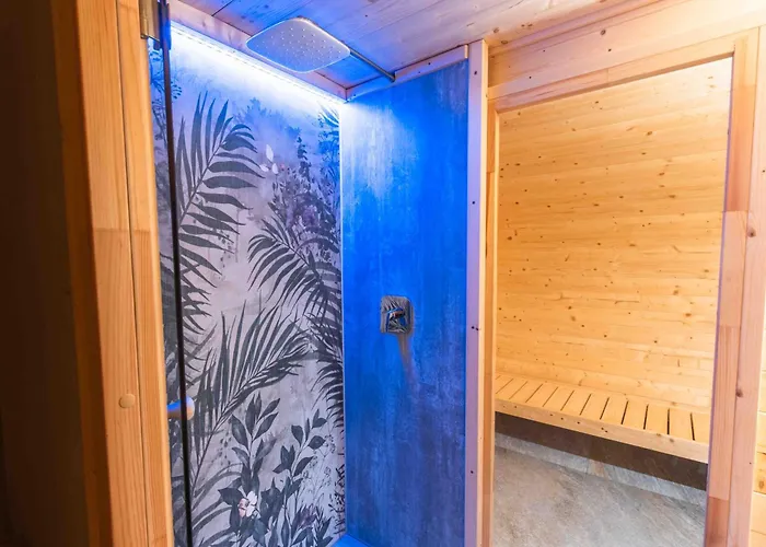 Διαμέρισμα Private With Jacuzi, Sauna & Ev Charging Κραν