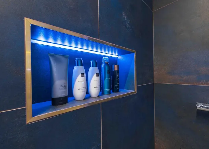 Private With Jacuzi, Sauna & Ev Charging Κραν