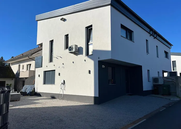 Private With Jacuzi, Sauna & Ev Charging Διαμέρισμα Κραν